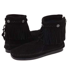 Minnetonka fringe hi top black suede boots